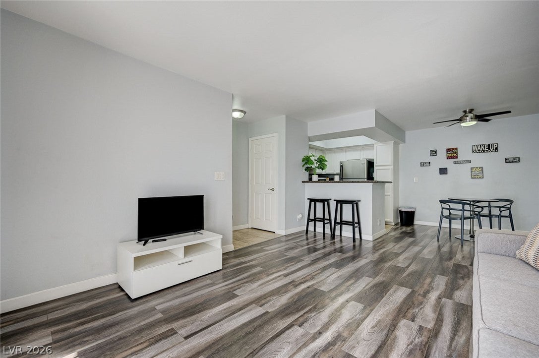 1455 E Katie Avenue D11