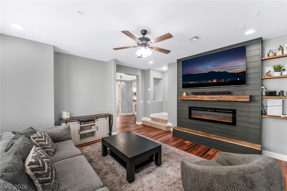 7561 Cutting Edge Court