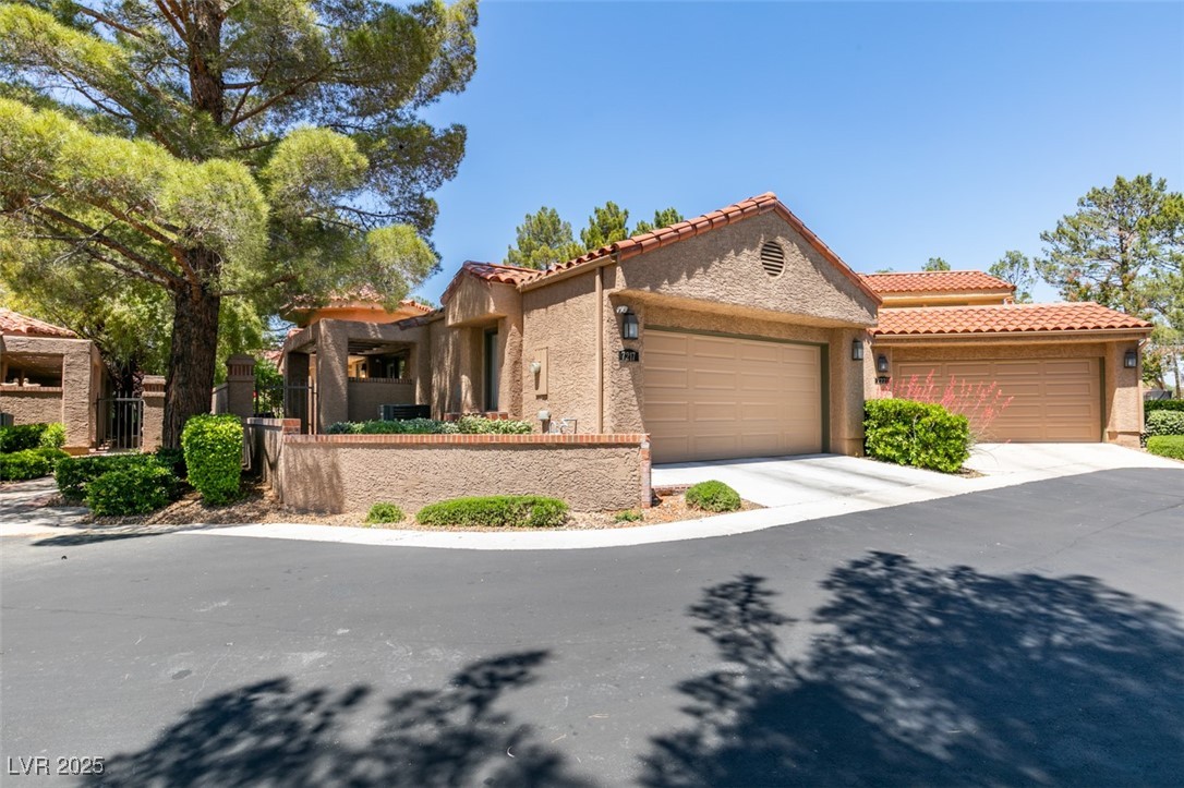 7217 Mission Hills Drive