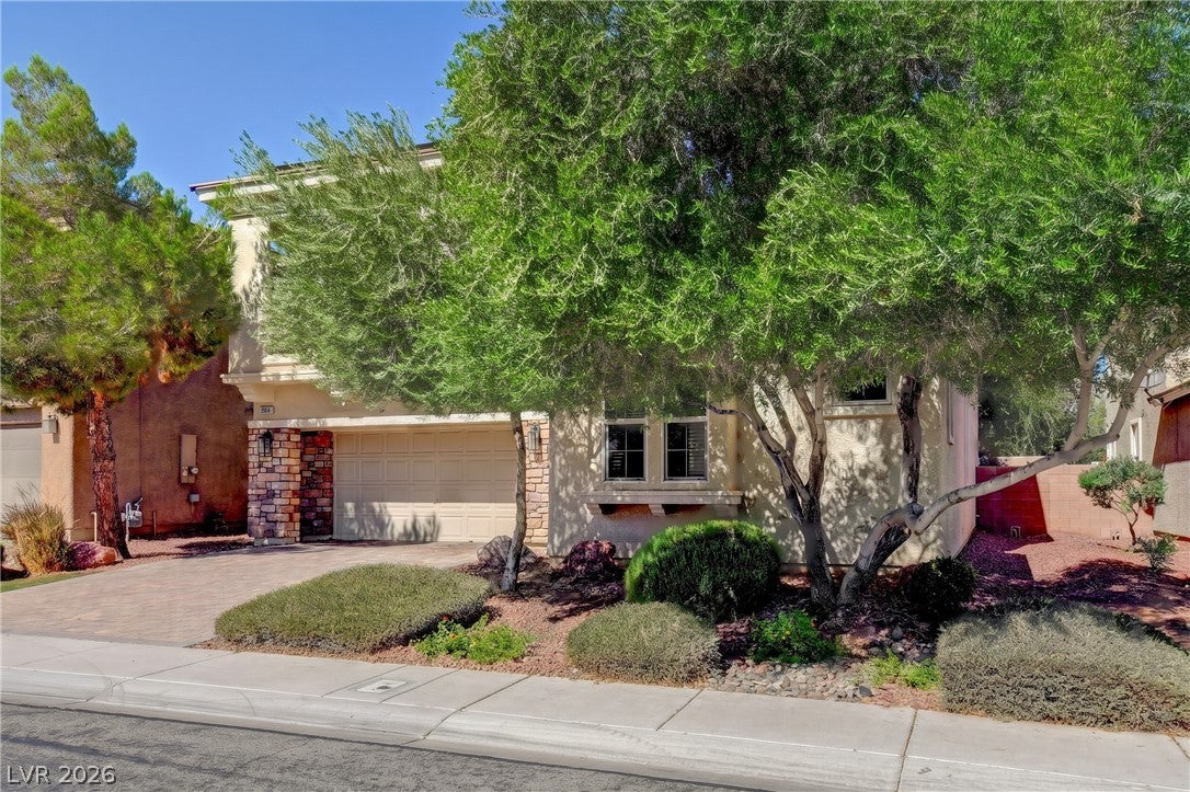 3604 Kingfishers Catch Avenue