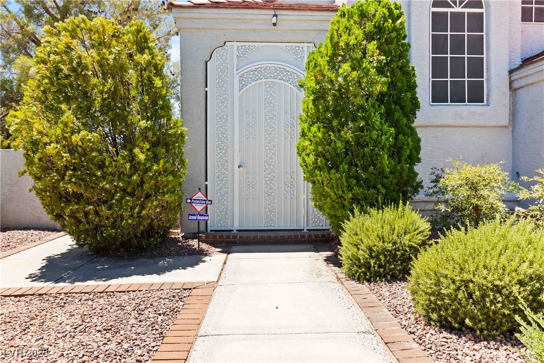 9109 Anchor Cove Court