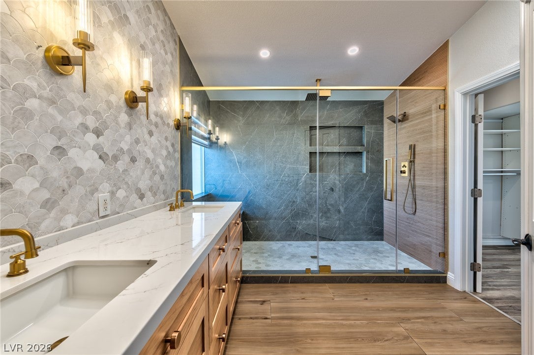 2012 Interbay Street