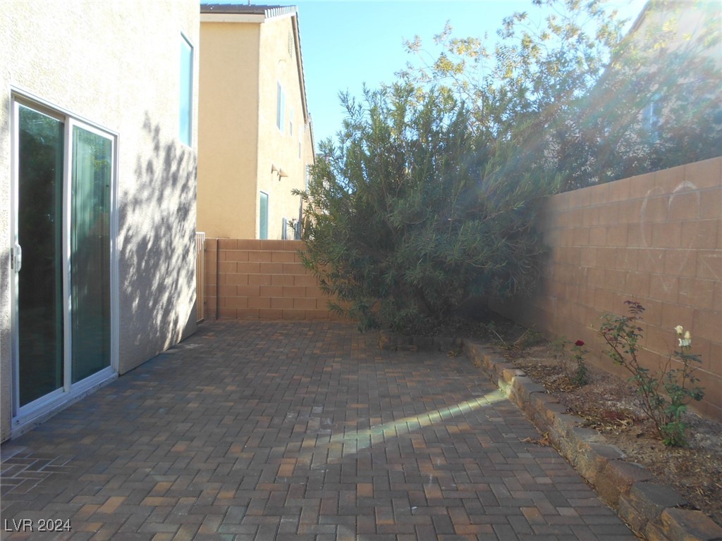 5599 Glitter Rock Street, Las Vegas, Nevada image 27