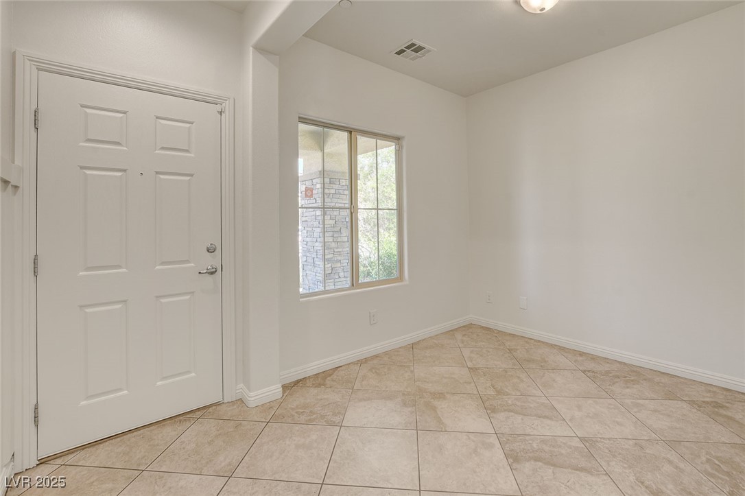 1055 Fish Pond Avenue