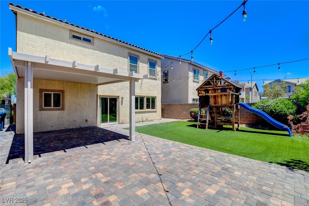 1055 Fish Pond Avenue