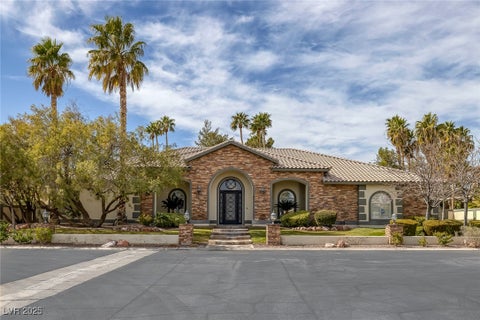 Photo of 1901 Rosemere Court, Las Vegas, NV 89117 (MLS # 2732972)
