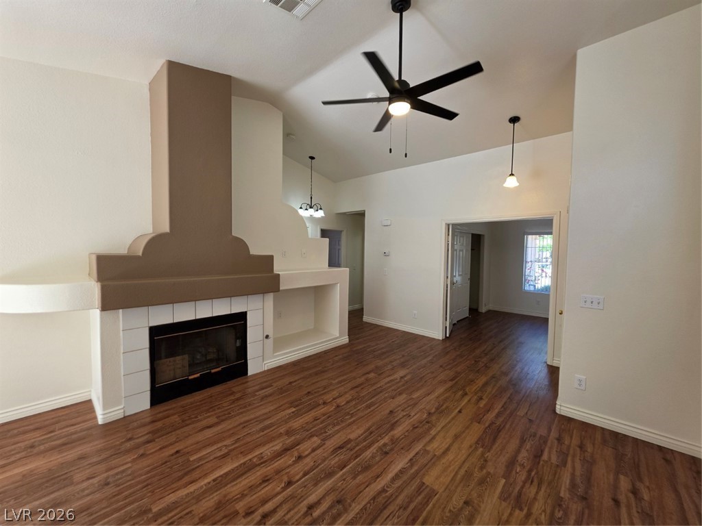 1641 Eagle Peak Way