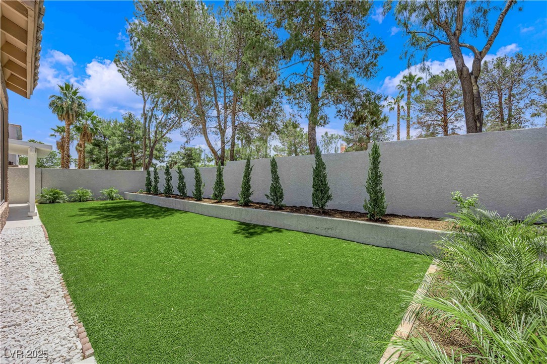 7813 Riviera Beach Drive, Las Vegas, Nevada image 40