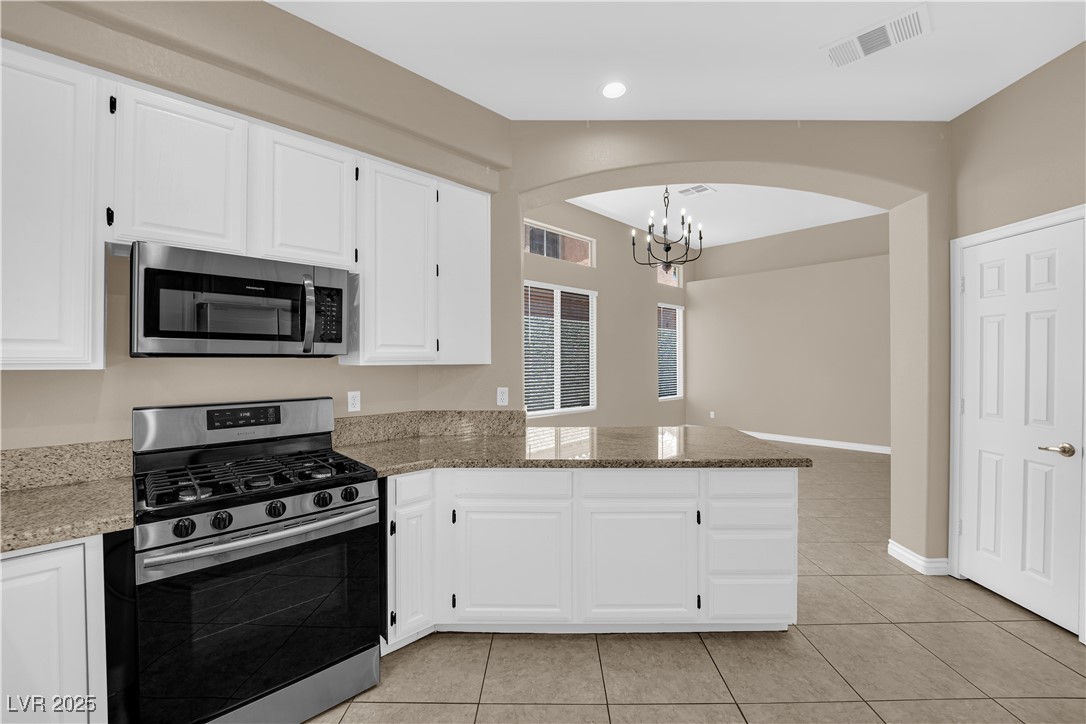 7813 Riviera Beach Drive, Las Vegas, Nevada image 13