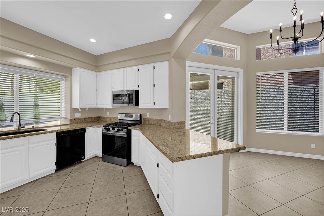 7813 Riviera Beach Drive, Las Vegas, Nevada image 14