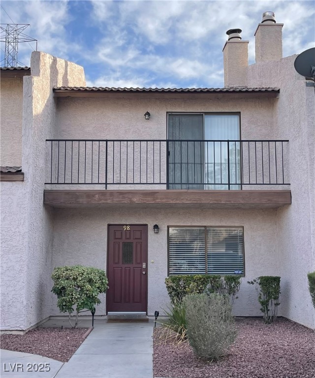 Las Vegas, Nevada 89103, United States, 2 Bedrooms Bedrooms, ,2 BathroomsBathrooms,Residential,Pending,80752