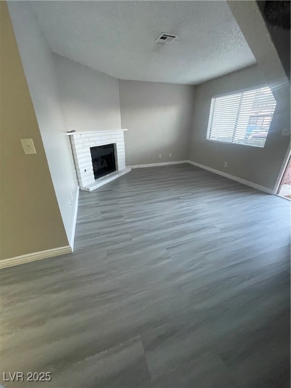 Las Vegas, Nevada 89103, United States, 2 Bedrooms Bedrooms, ,2 BathroomsBathrooms,Residential,Pending,80752