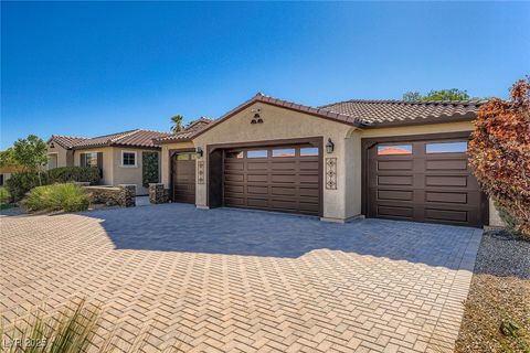 8801 Crescent Lake Street Las Vegas NV 89113