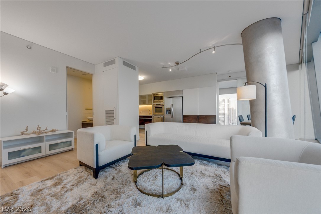 3722 Las Vegas Boulevard 1502