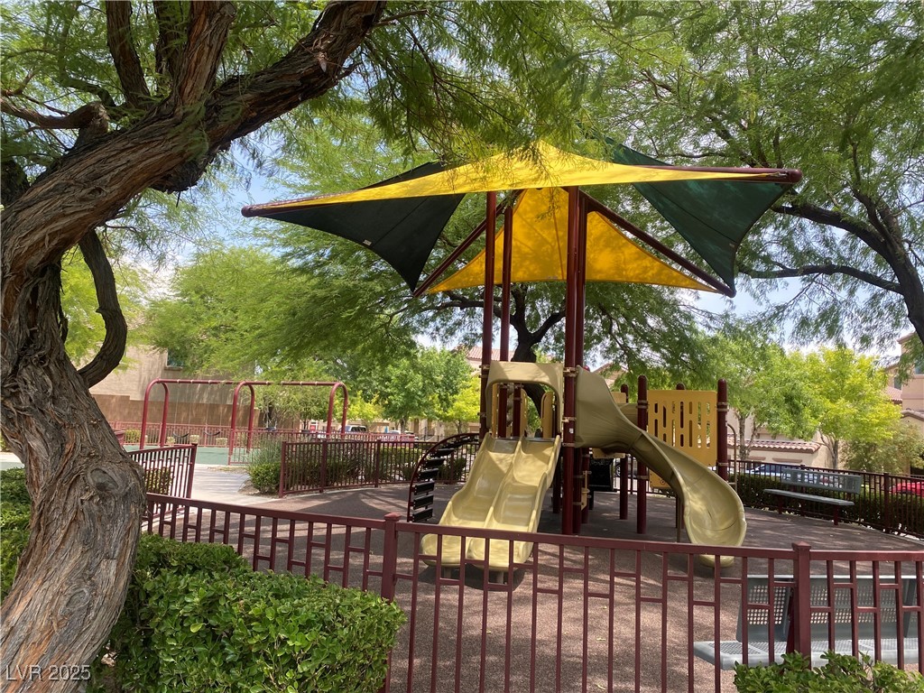 Las Vegas, Nevada 89149, United States, 3 Bedrooms Bedrooms, ,3 BathroomsBathrooms,Residential,Active,173058