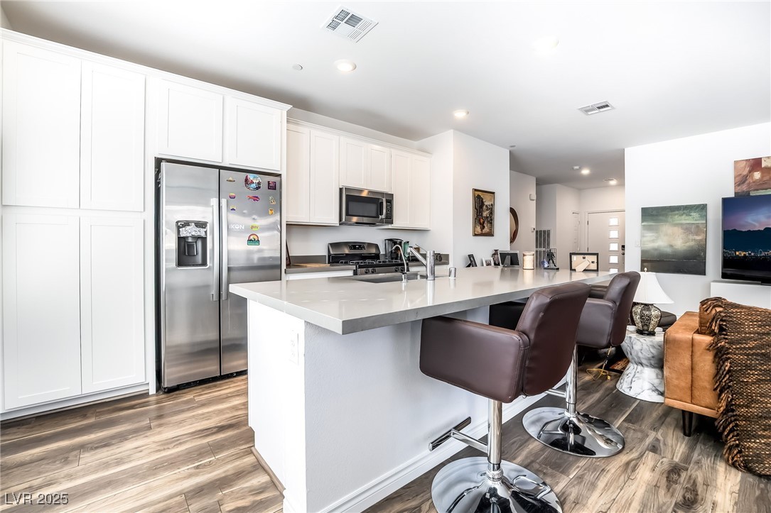 324 Aravalli Crest Street