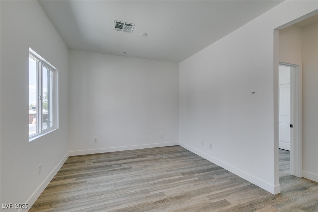 383 N 16th Street