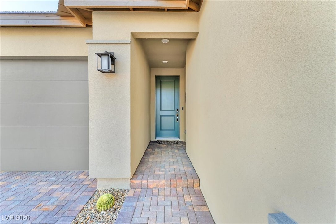 10080 Chrysolite Place