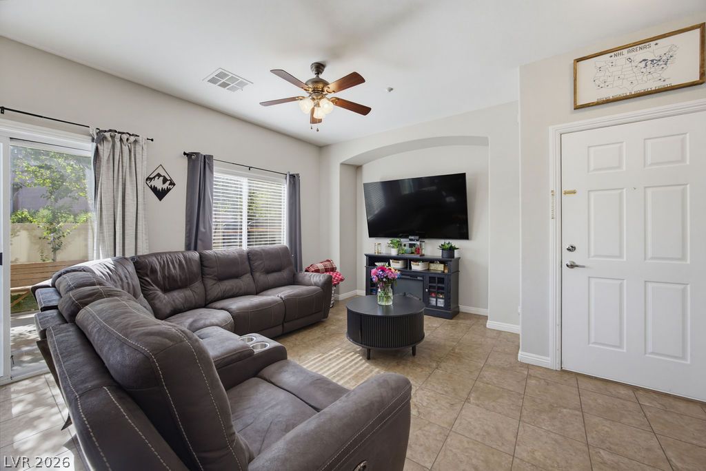 6041 Towboat Street 102