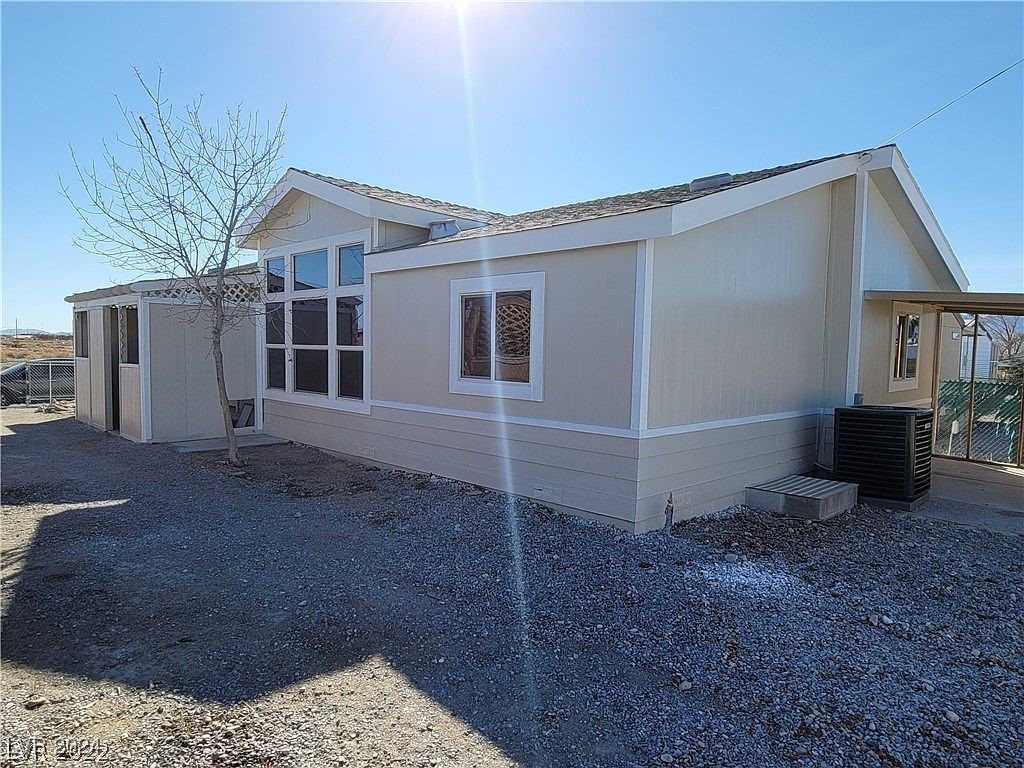 View Pahrump, NV 89048 mobile home