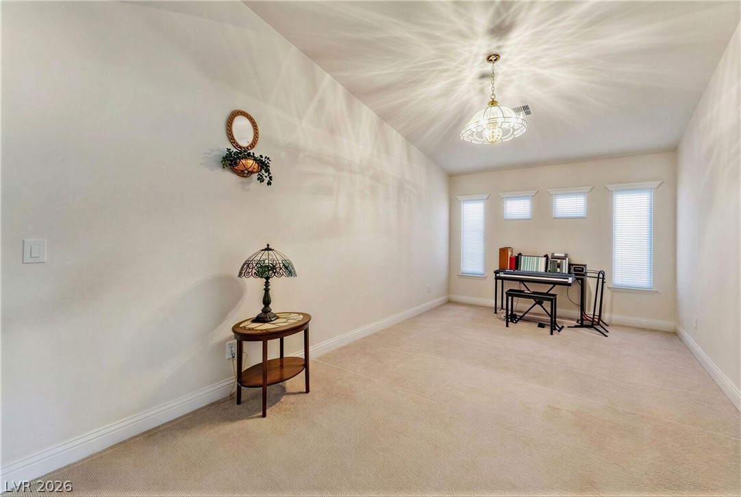 6816 Hazelnut Garden Street