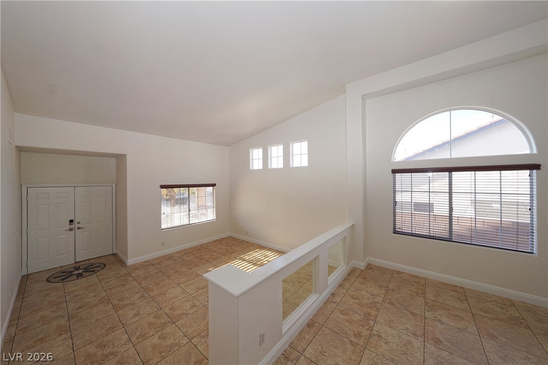 1002 Nimitz Court