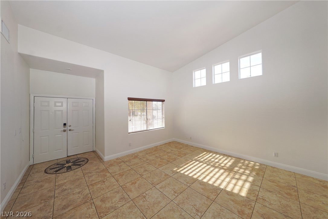1002 Nimitz Court