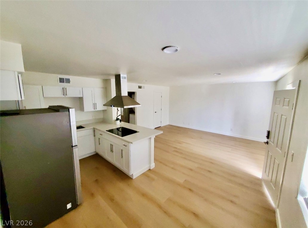 2121 Oceanus Lane 4