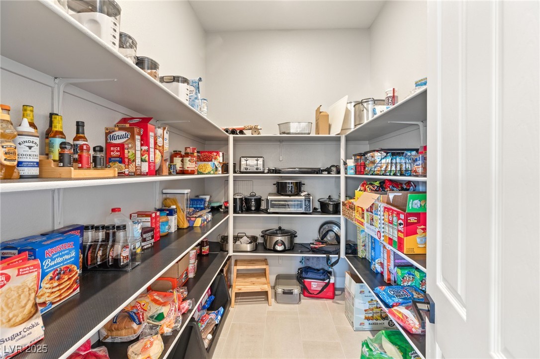 Las Vegas, Nevada 89143, United States, 4 Bedrooms Bedrooms, ,4 BathroomsBathrooms,Residential,Active,151826