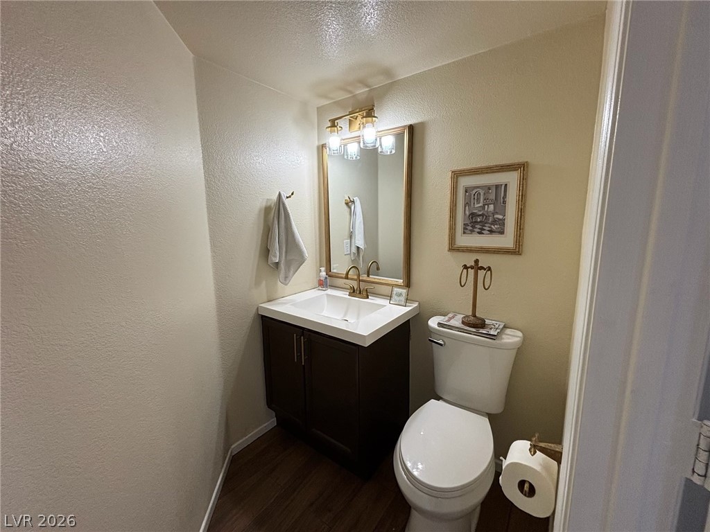 2604 Glen Green Avenue