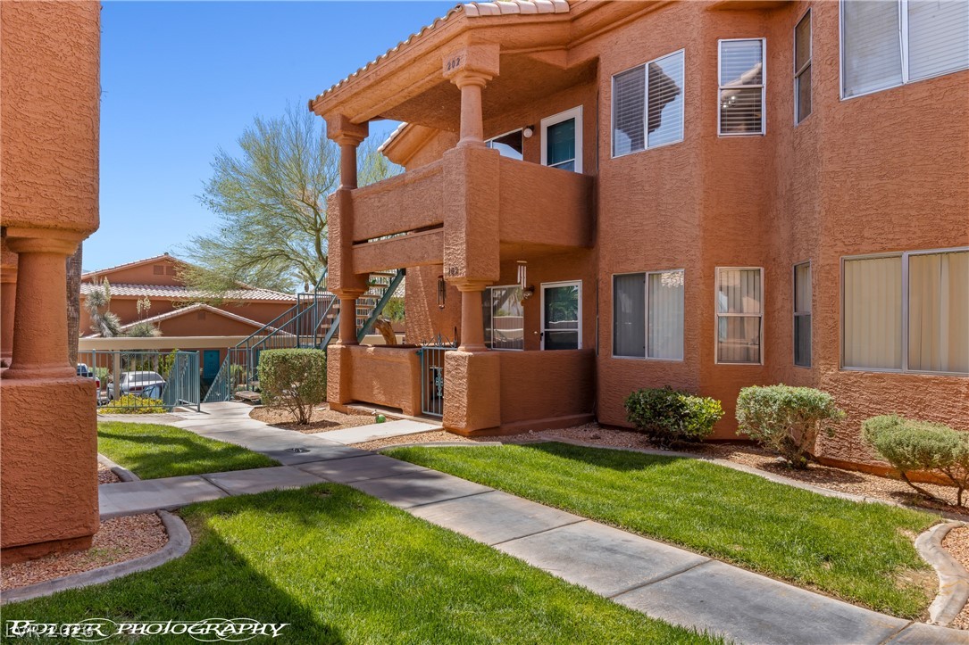 962 Mesquite Springs Drive 202