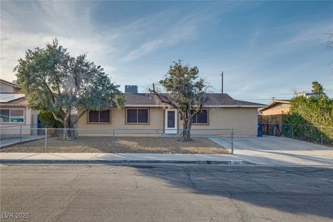 Photo of 800 Slayton Drive, Las Vegas, NV 89107 (MLS # 2743346)