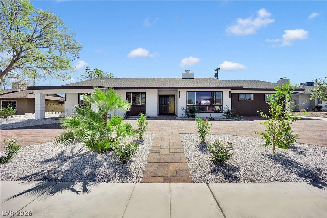 1725 Seneca Lane
