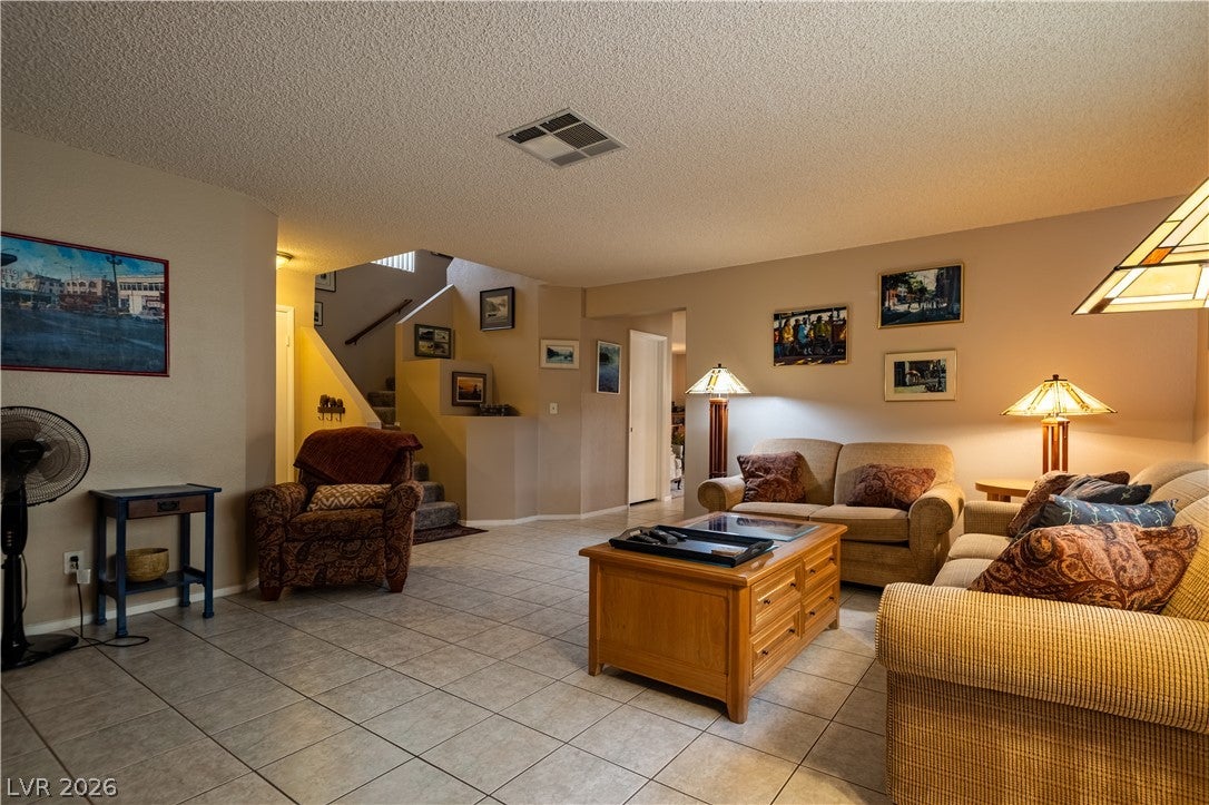 2820 S Swallow Point Circle