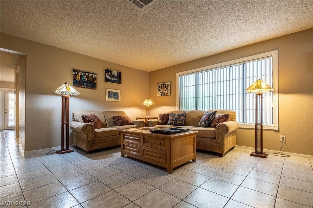 2820 S Swallow Point Circle