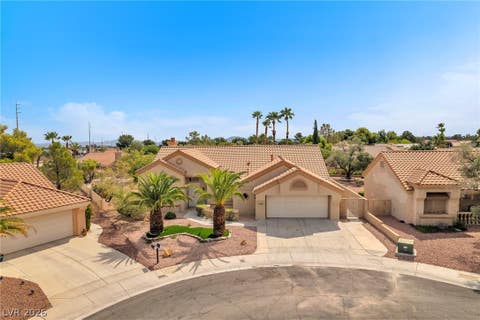 Homes For Sale - 3108 Endeavor Court<br/> Las Vegas, NV 89134