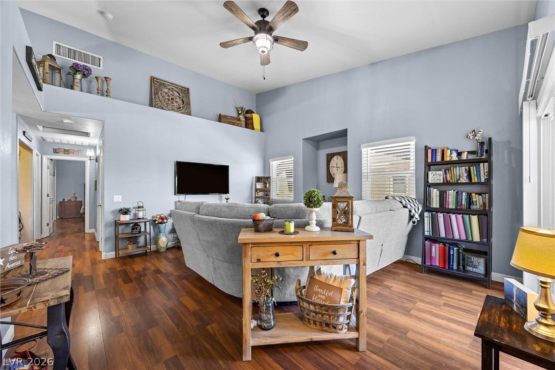 2053 Gravel Hill Street 201