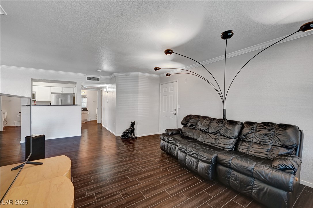 8101 W Flamingo Road 1163