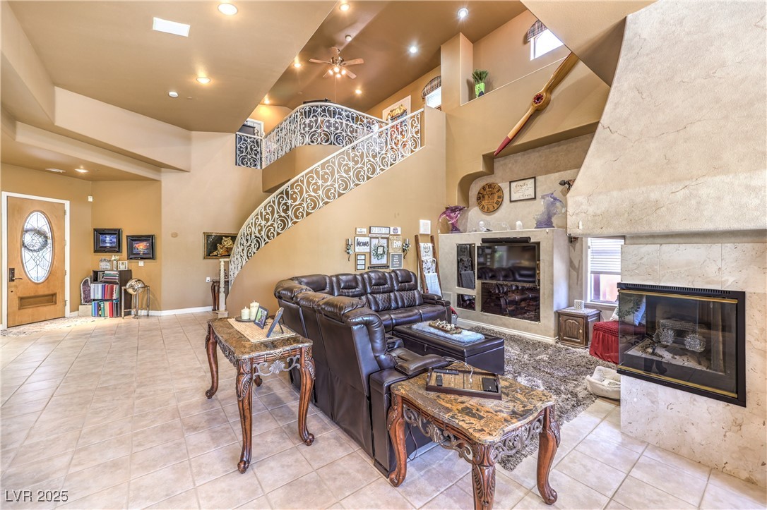 27 Via Paradiso Street, Henderson, Nevada image 10