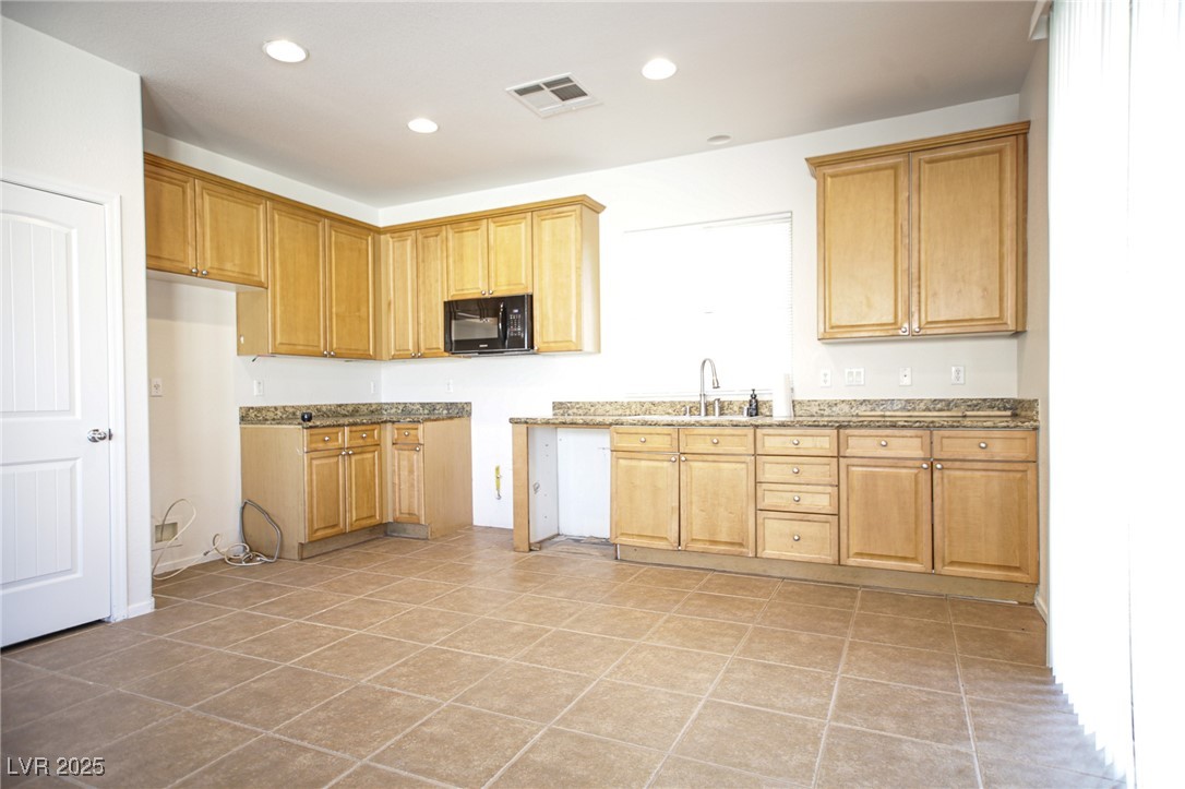 3652 Remington Grove Avenue, North Las Vegas, Nevada image 8