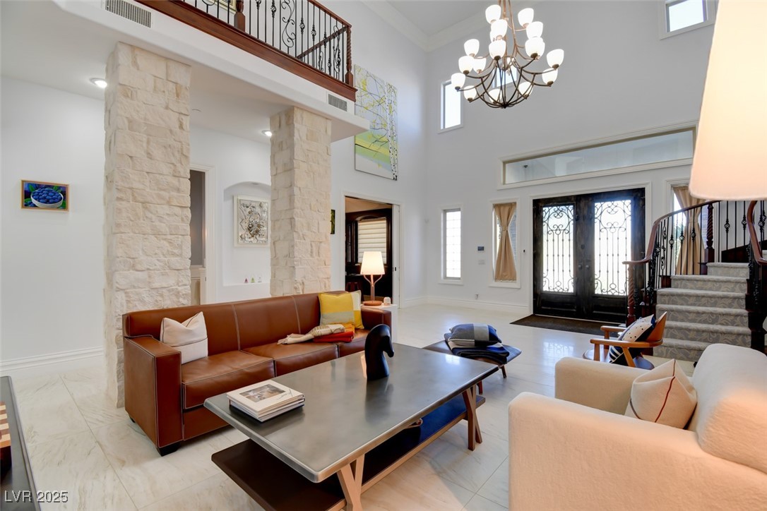 11 Paradise Valley Court