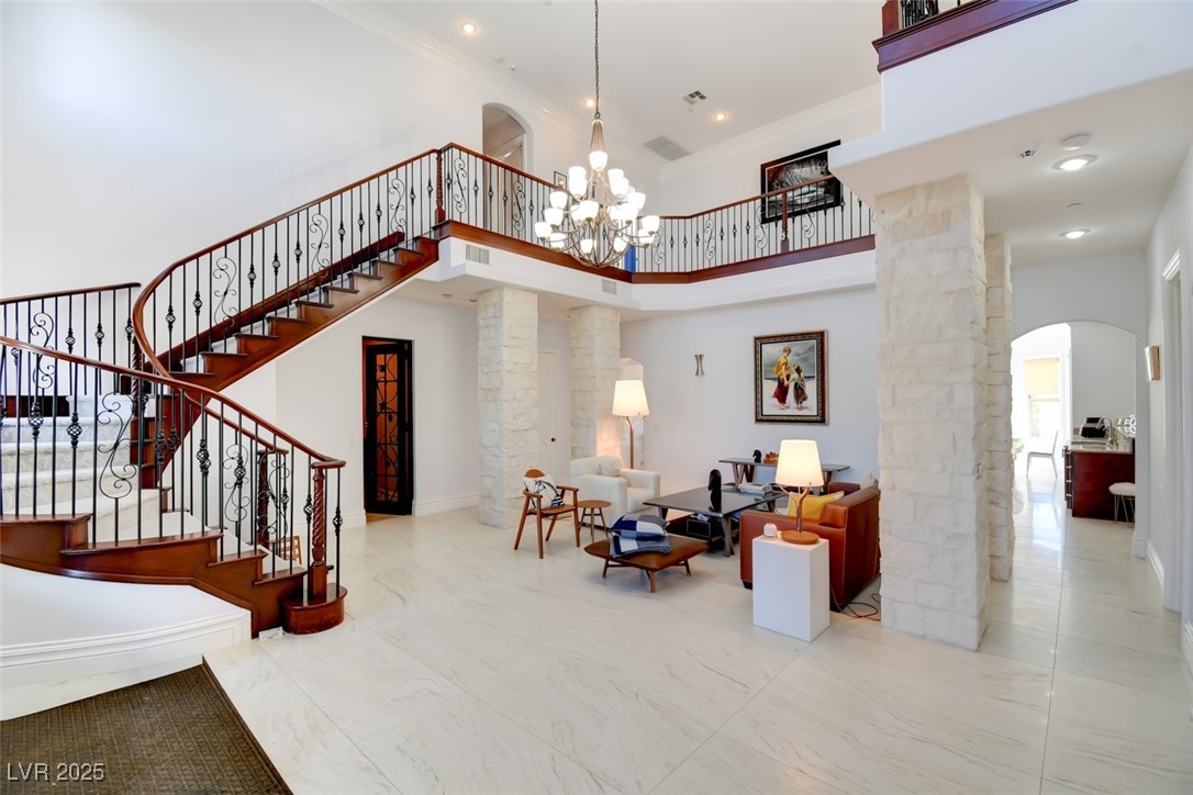 11 Paradise Valley Court