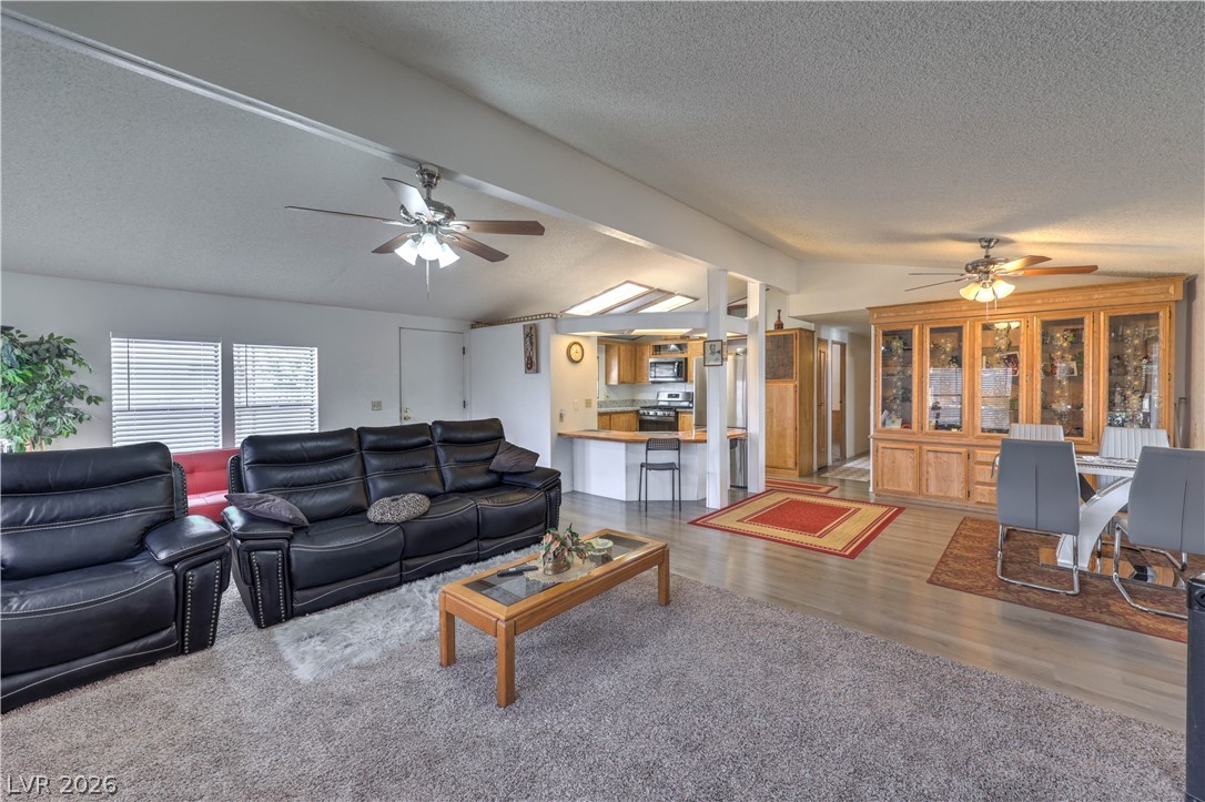 3071 La Barca Lane
