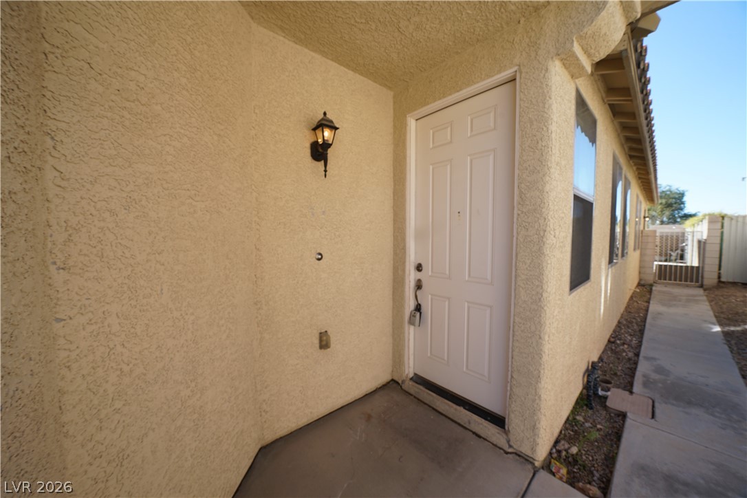 9941 W Diablo Drive