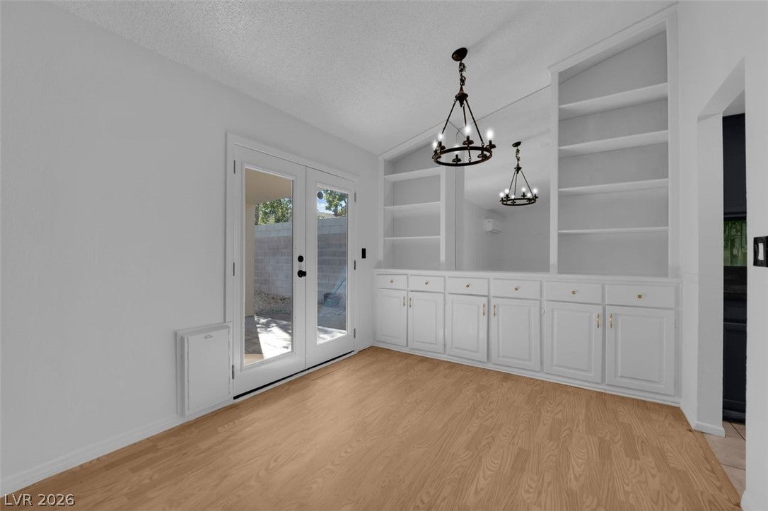 6321 Carmen Boulevard