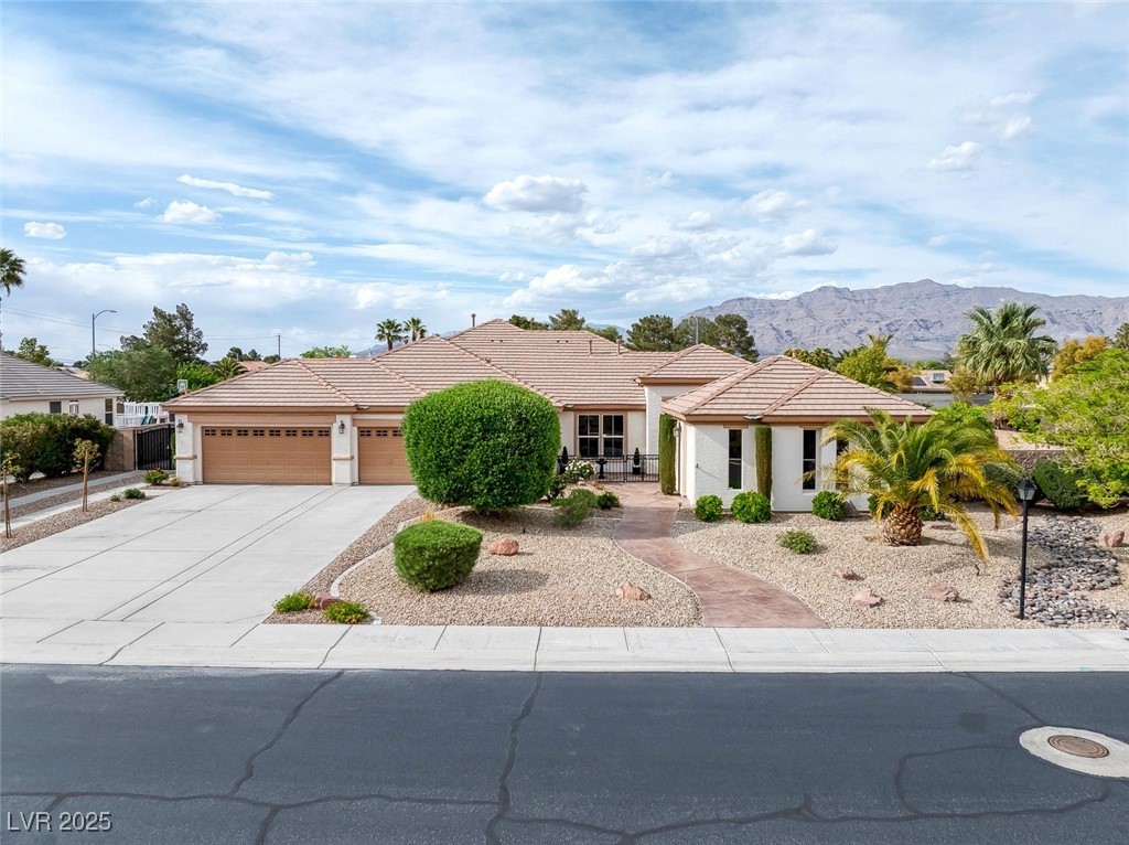 5858 Majestic Tide Avenue, Las Vegas, Nevada image 6