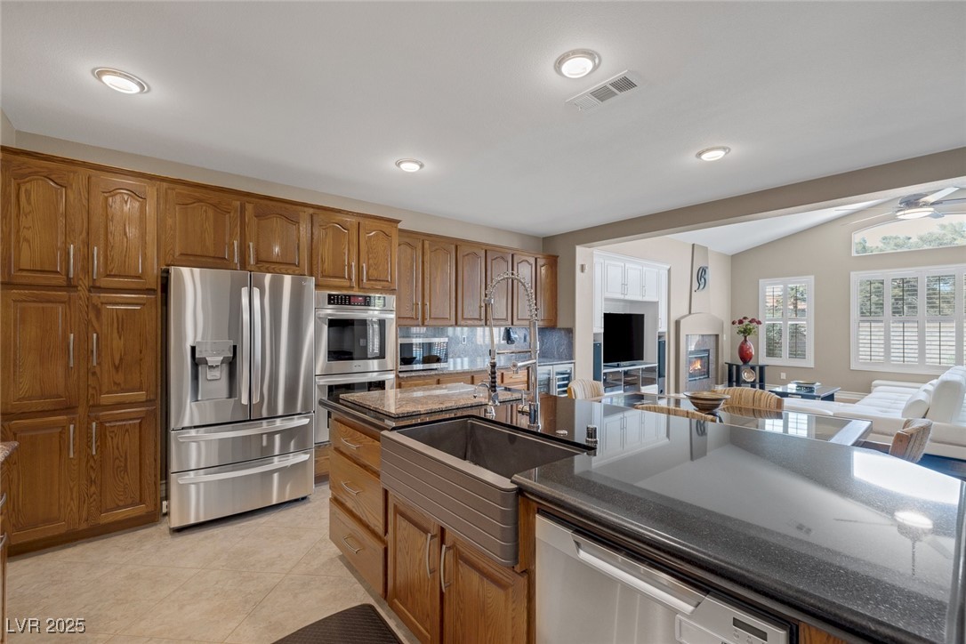 5858 Majestic Tide Avenue, Las Vegas, Nevada image 20