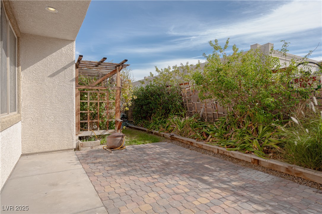 1617 Meadow Bluffs Avenue, Henderson, Nevada image 44