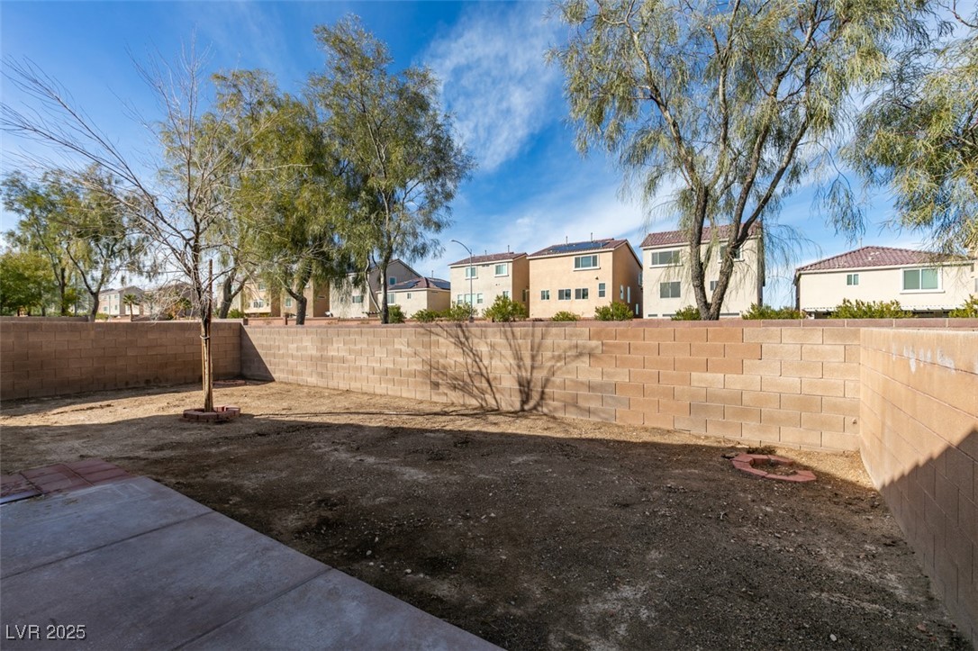 Las Vegas, Nevada 89139, United States, 4 Bedrooms Bedrooms, ,2 BathroomsBathrooms,Residential,Pending,3550