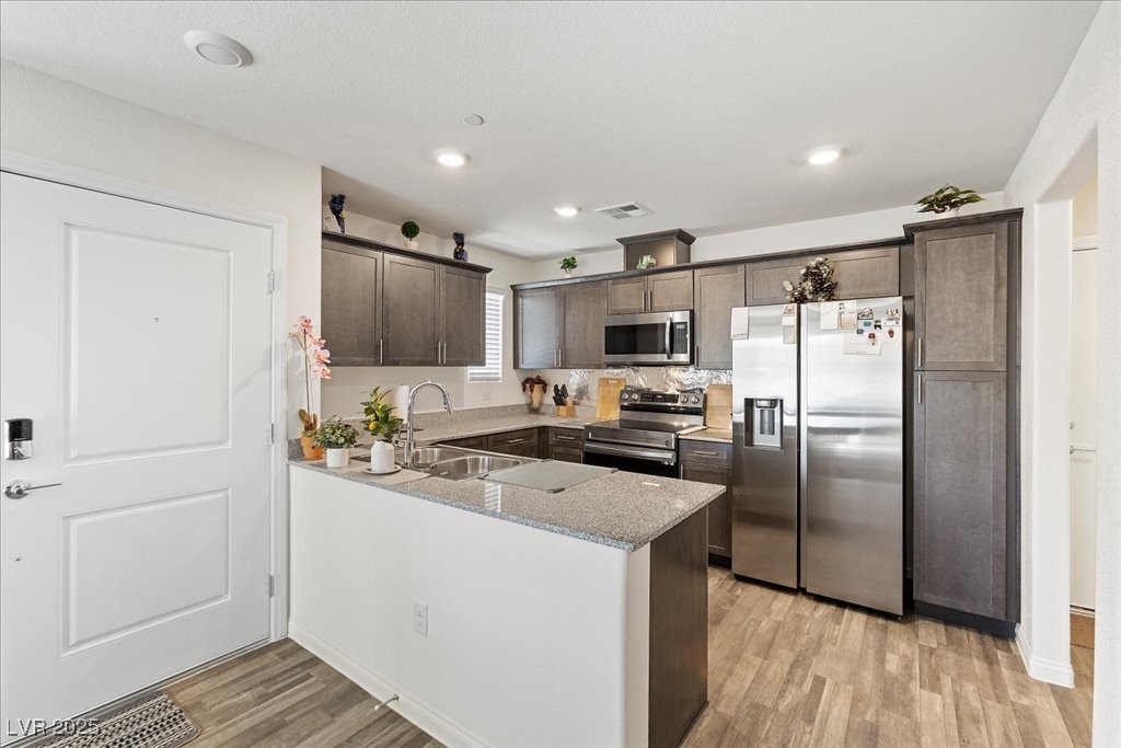 North Las Vegas, Nevada 89086, United States, 3 Bedrooms Bedrooms, ,3 BathroomsBathrooms,Residential,Active,185423